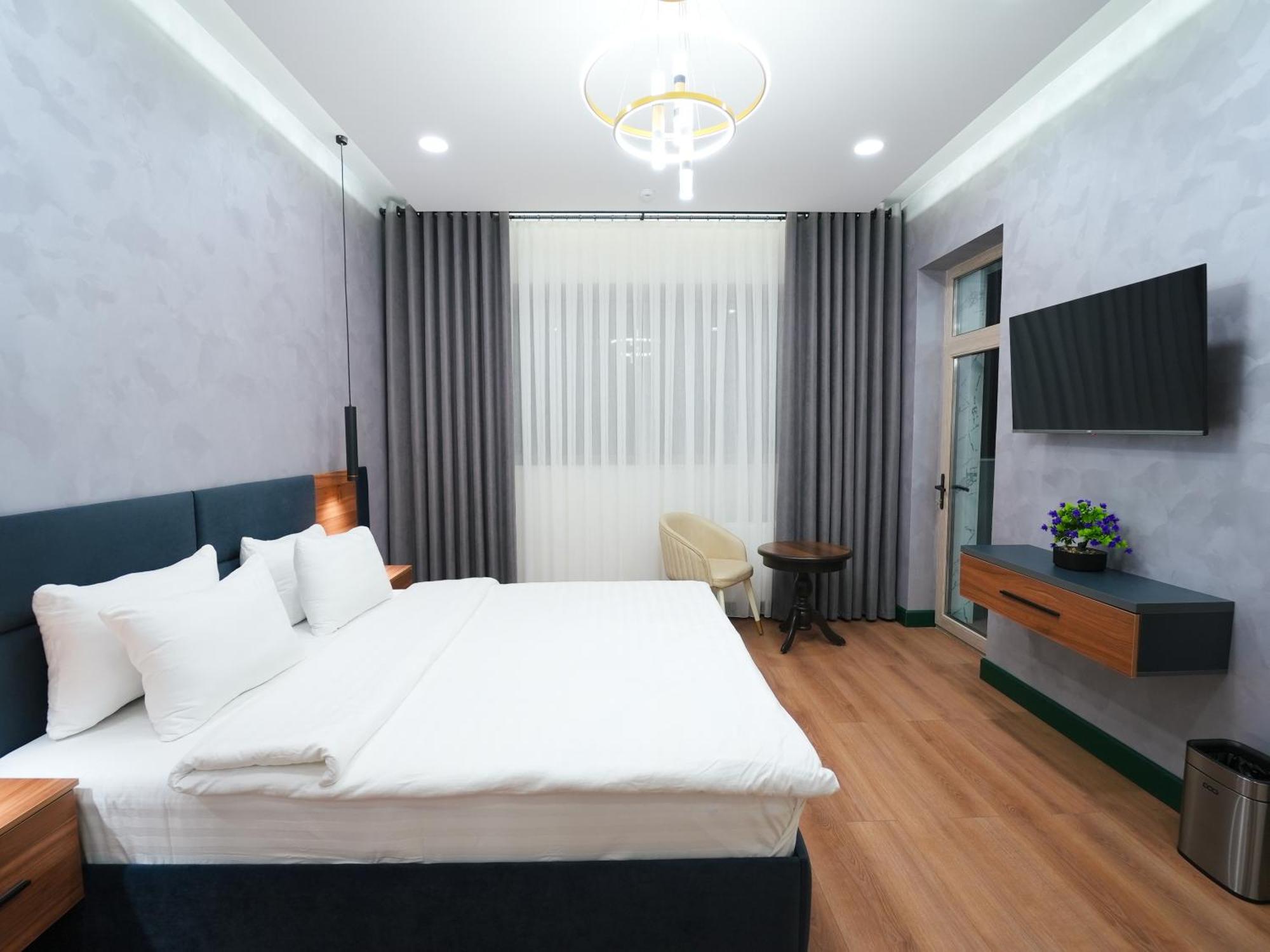 Avant Hotel Tashkent Pool&Spa Екстер'єр фото