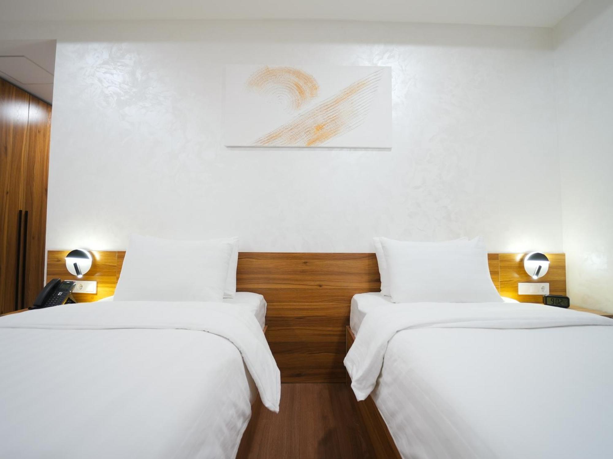 Avant Hotel Tashkent Pool&Spa Екстер'єр фото